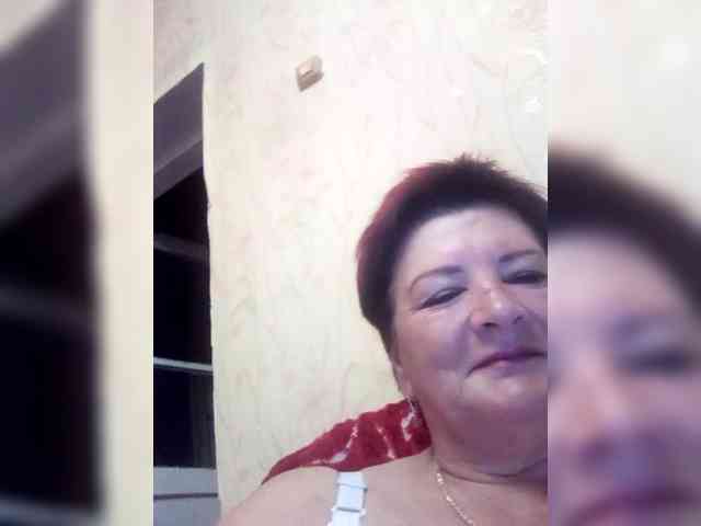 Empresswoman's sex show image Empresswoman's sex show image