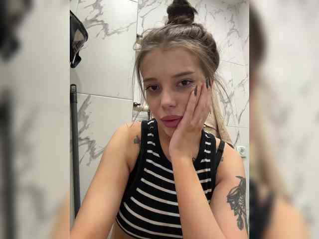 ChristineJackson's sex show image ChristineJackson's sex show image