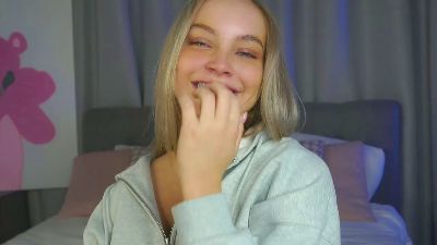 Изображение секс-шоу модели DominoDarnell