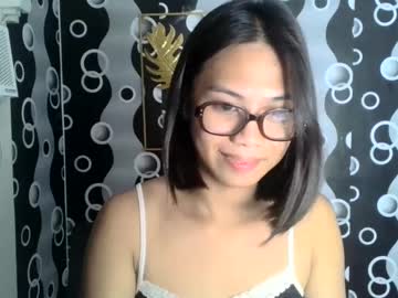 Изображение секс-шоу модели lovely_yvoneslutty
