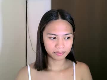 Изображение секс-шоу модели lovely_yvoneslutty