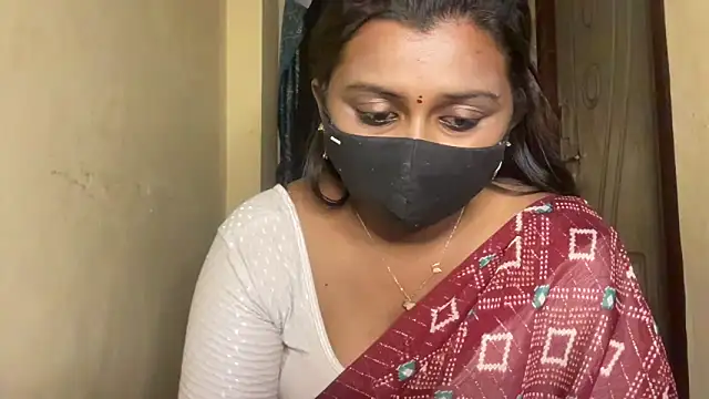 Tanuja-Sexy's sex show image