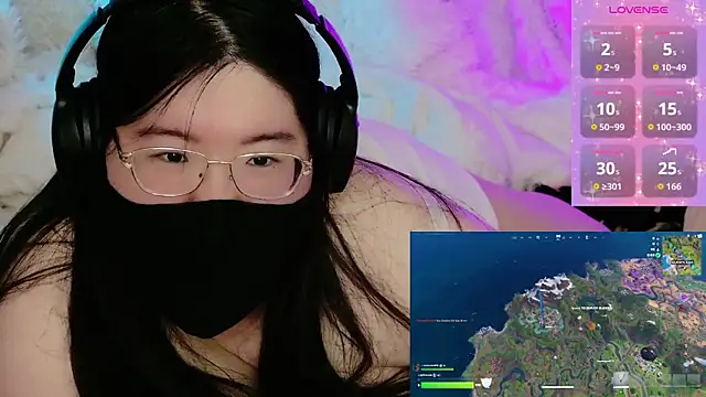 Kara-Nuna's sex show image