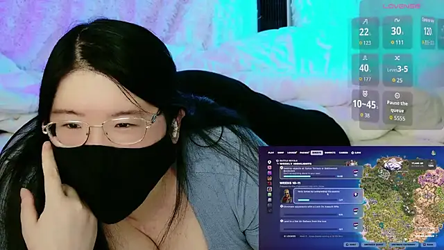 Kara-Nuna's sex show image