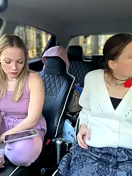 LavenderHot's sex show image