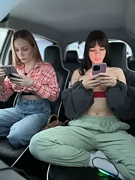 LavenderHot's sex show image