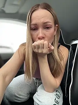 LavenderHot's sex show image