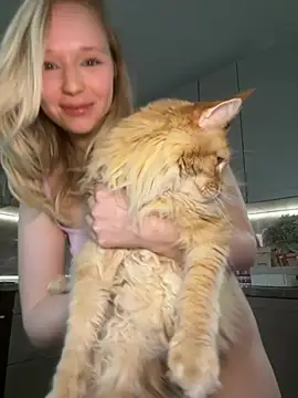 RollDollsi's sex show image