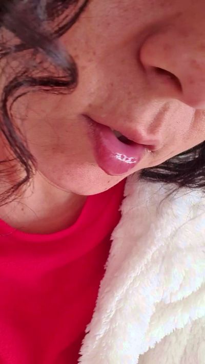 Sexshow-Bild von cuteandwet