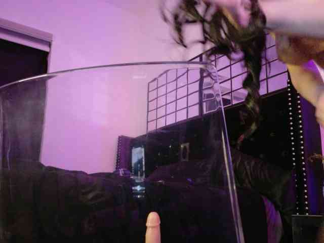 Midnightrose11's sex show image Midnightrose11's sex show image