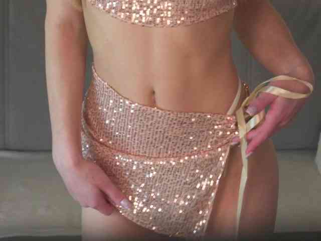 ilittleheara's sex show image